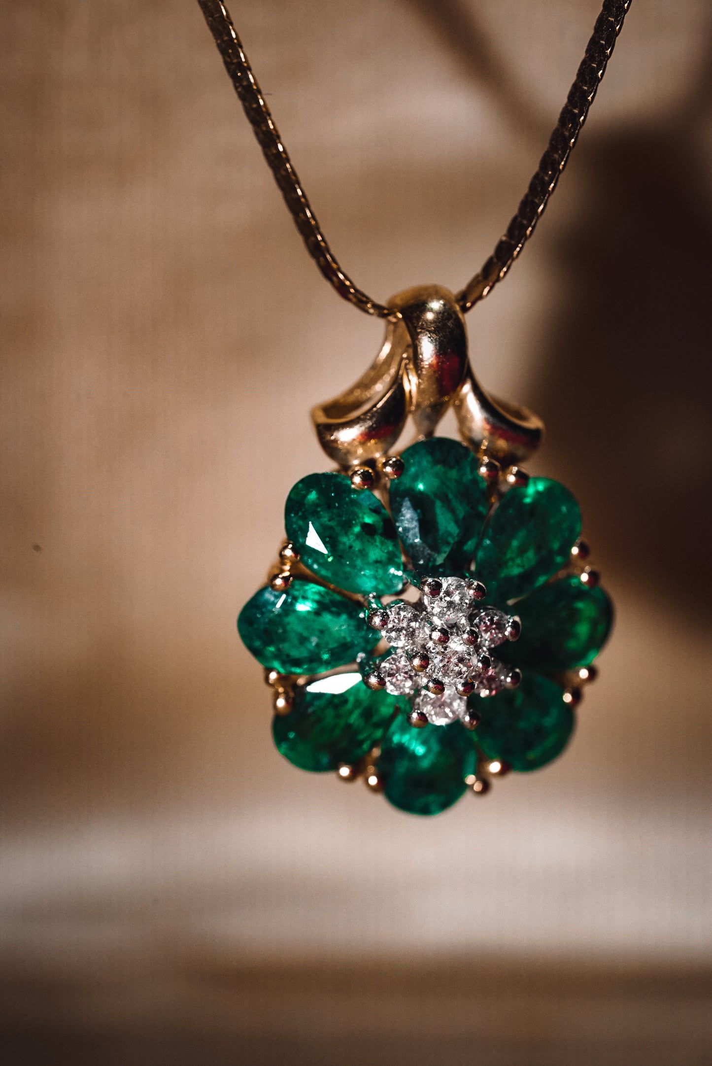 Outstanding Vintage Diamond & Emerald Pendant