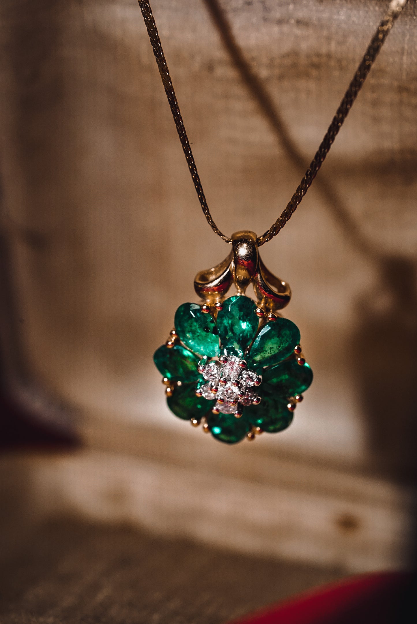 Outstanding Vintage Diamond & Emerald Pendant