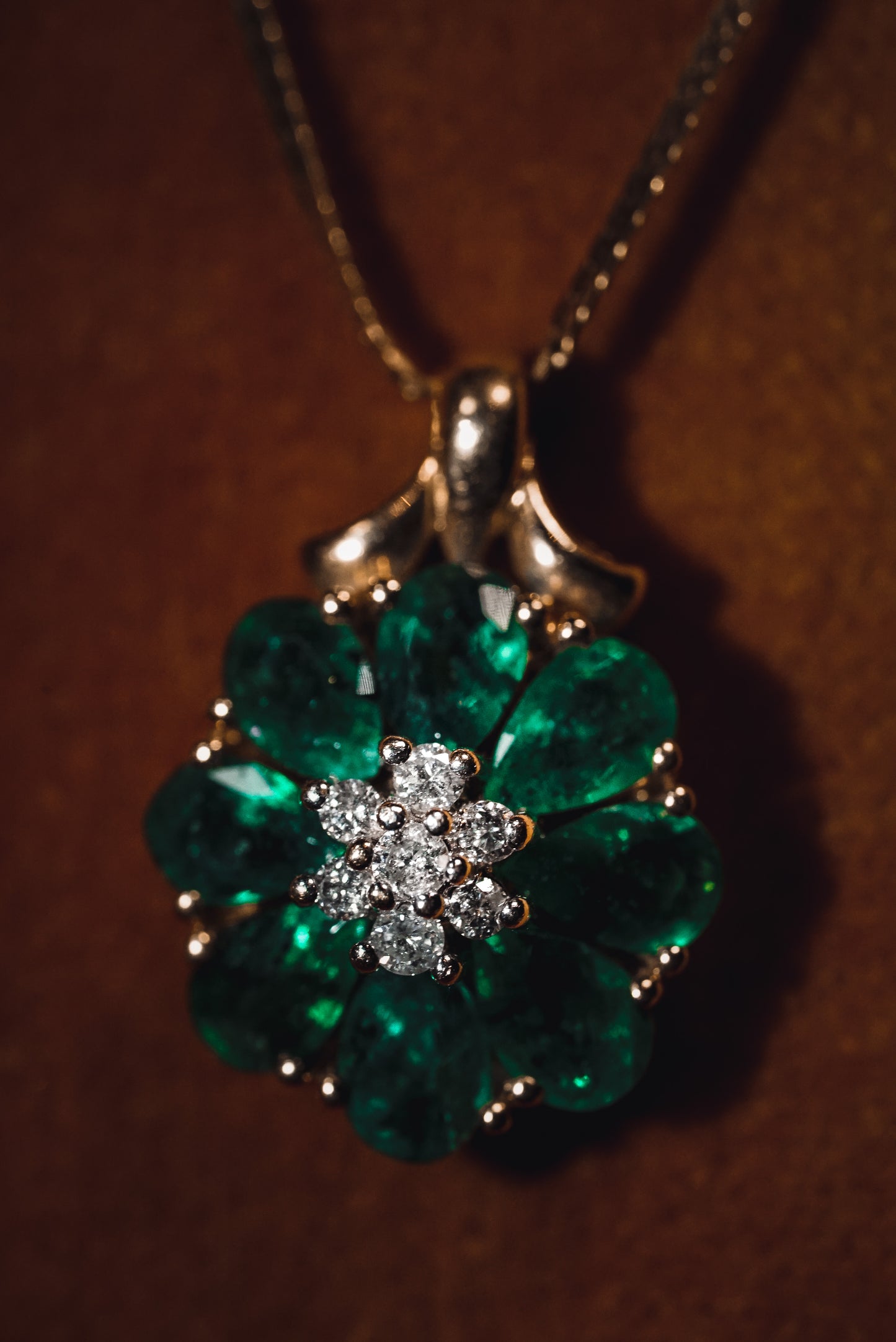 Outstanding Vintage Diamond & Emerald Pendant