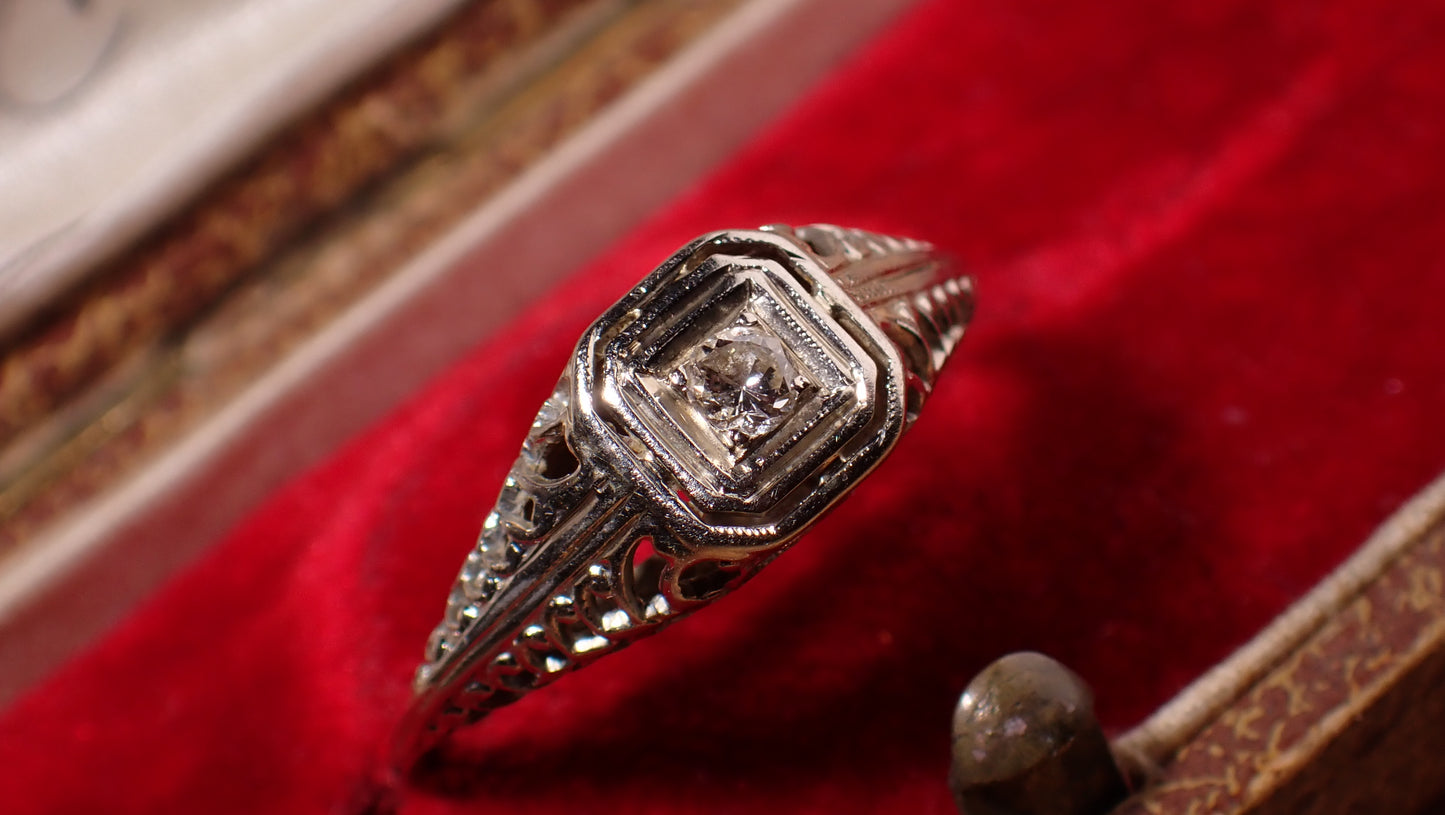Vintage 14k White Gold and Diamond Ring
