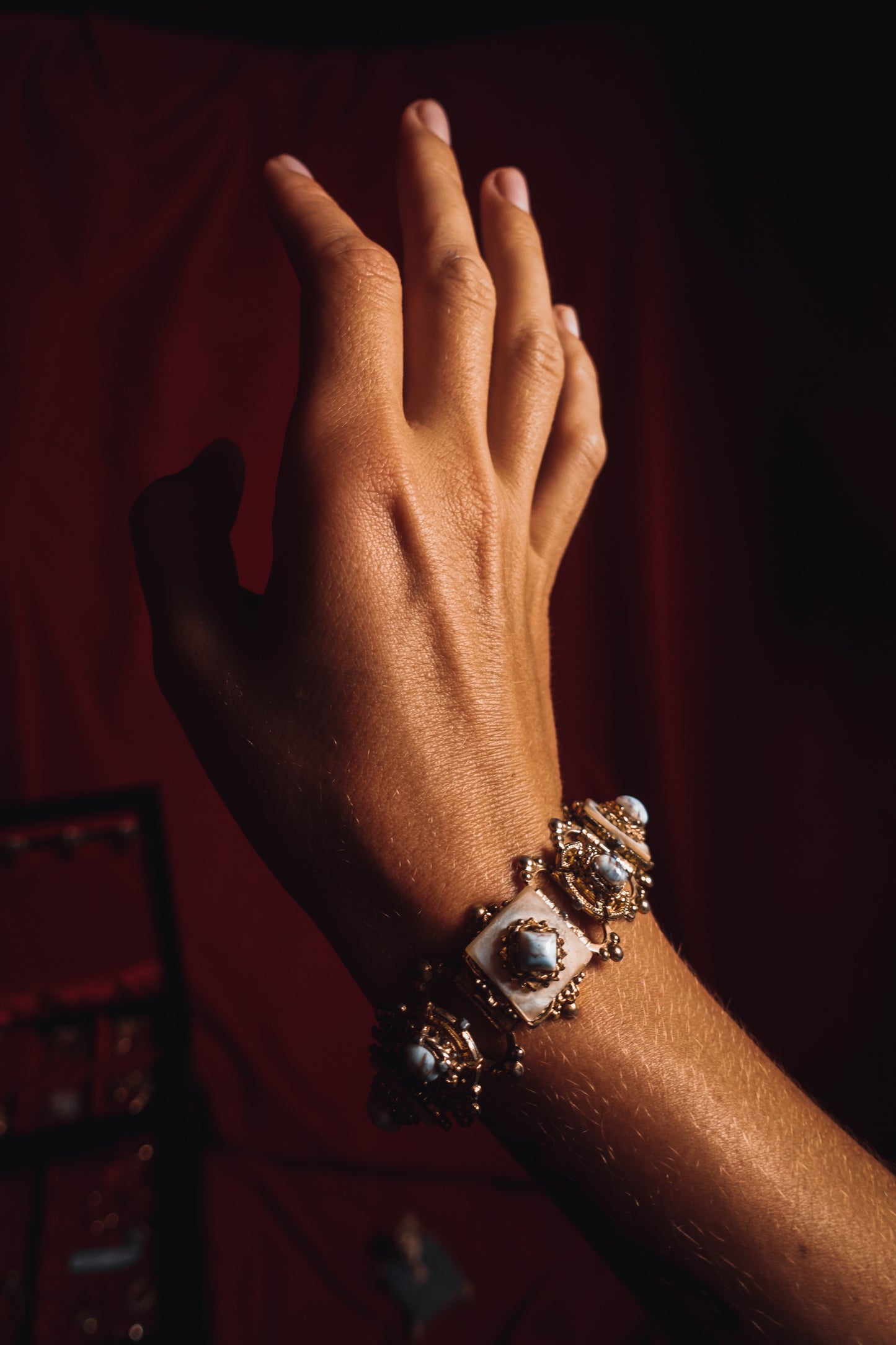 Extremely Rich Ornate Mother-of-Pearl & Aragonite Set - Matching Bracelet & Earrings