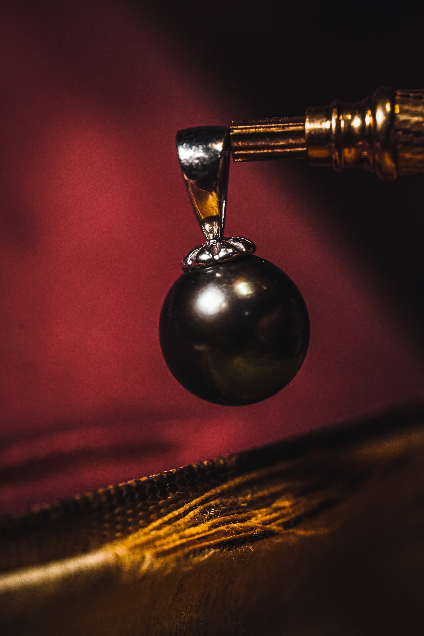 Mysterious Tahitian Grey Pearl Pendant