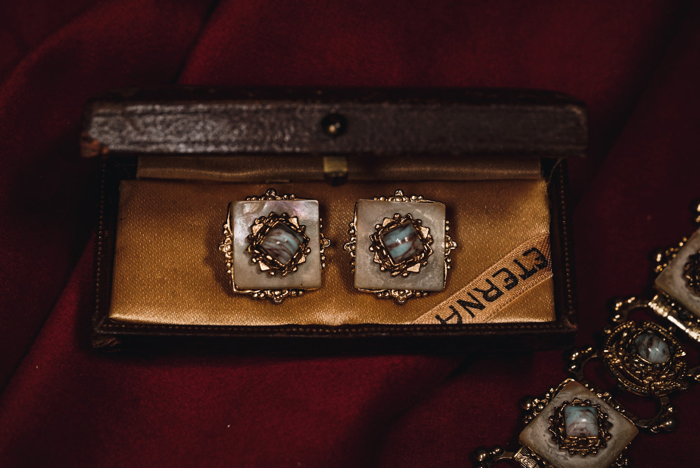 Extremely Rich Ornate Mother-of-Pearl & Aragonite Set - Matching Bracelet & Earrings