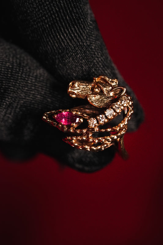 Extraordinary Horse Head Ring with Ruby And Diamonds