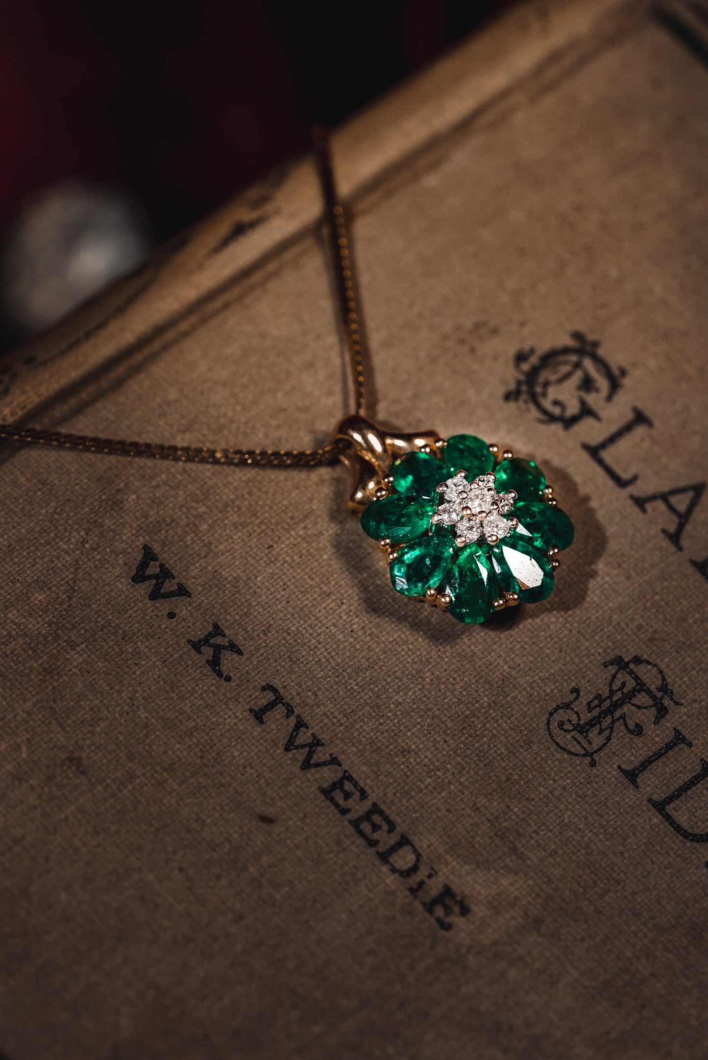 Outstanding Vintage Diamond & Emerald Pendant