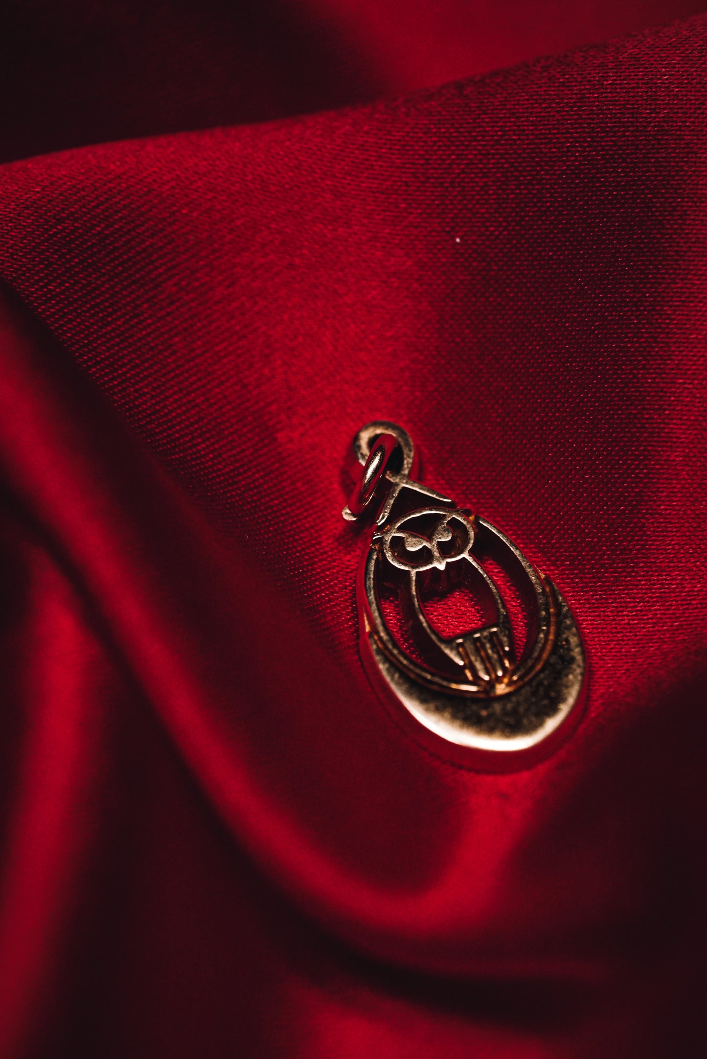 Wise Vintage Owl Pendant